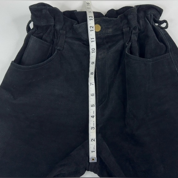 Don’t Stop 80’s Vintage High Rise Lined Suede Shorts Womens Small - Picture 2 of 8